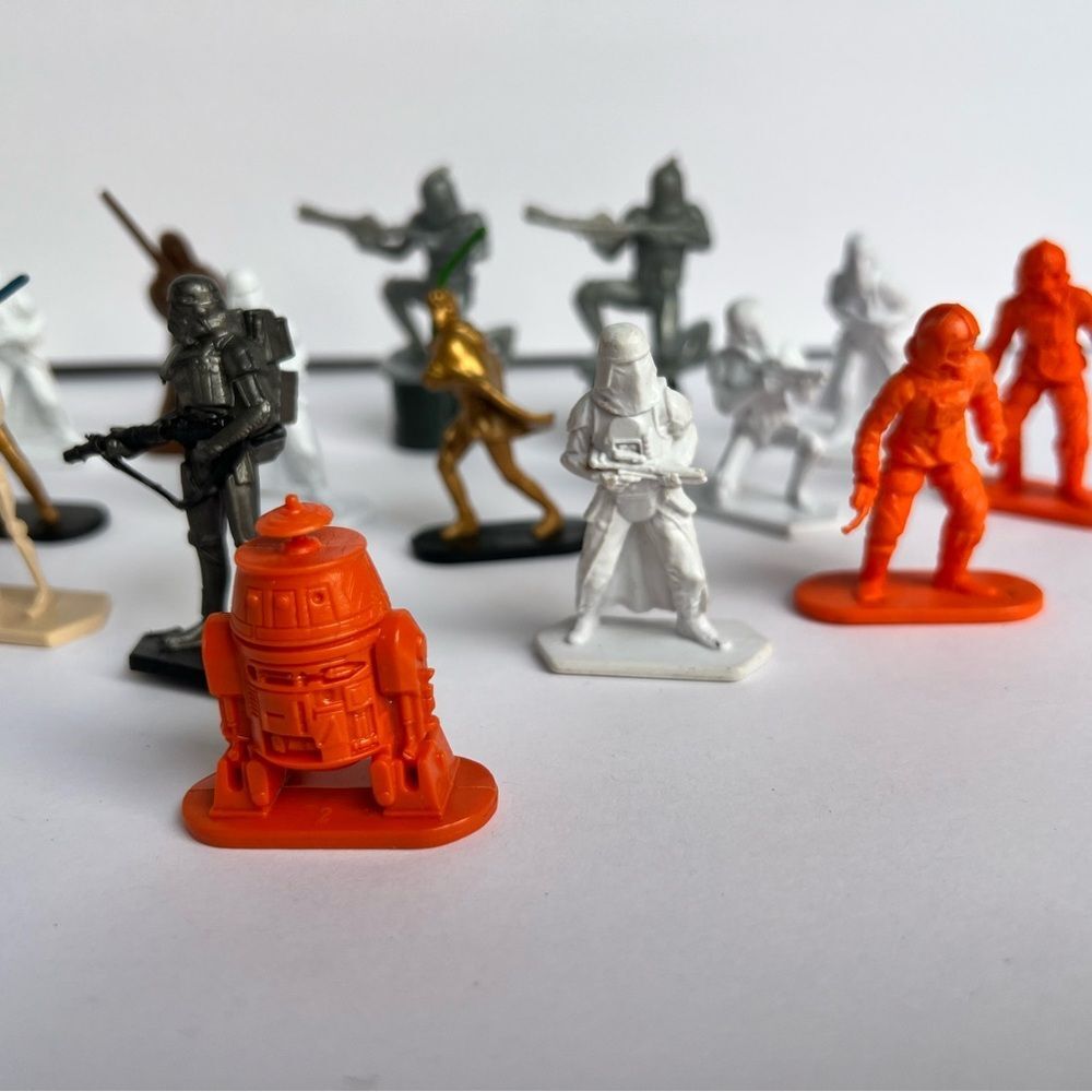 Star Wars Mini Figure Lot 30+ Vintage Micro PVC Minis, Clone Troopers, Jedi